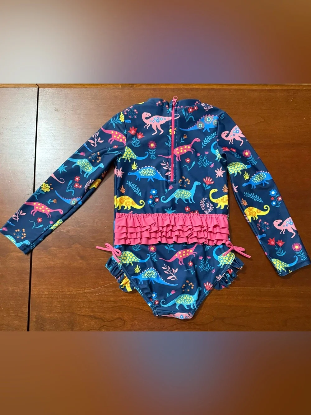 4T Ruffled Rashguard - Picture 2 of 4